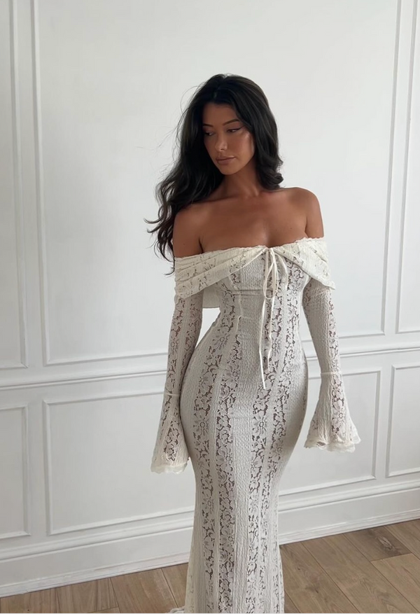 Cecilia Mermaid Lace Dress